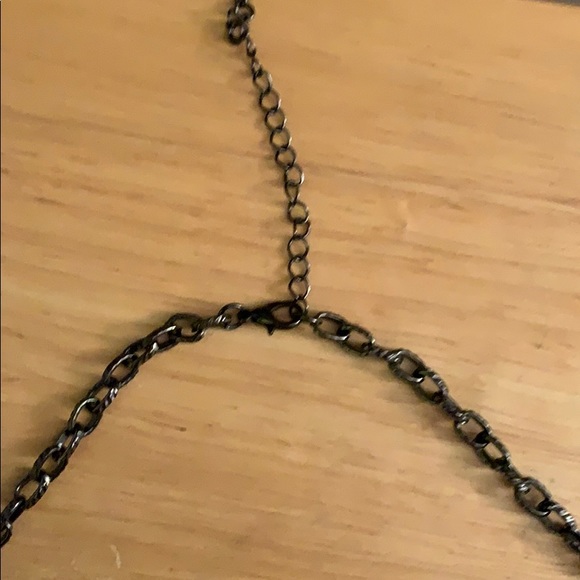 Red necklace - Picture 3 of 3